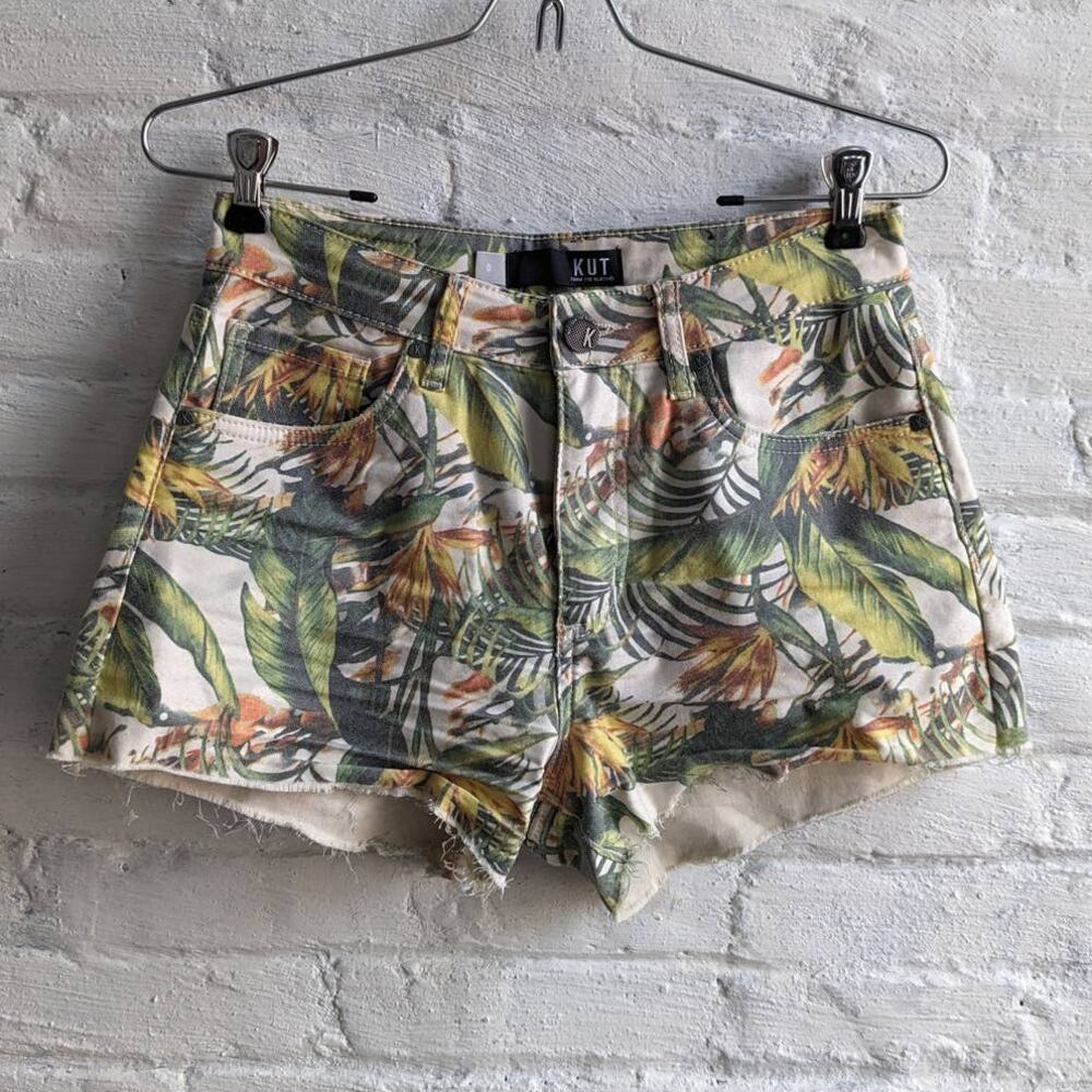 Distressed Denim Grunge Shorts High Rise Tropical Jungle Print Raw Hem Cut Offs - Picture 1 of 7